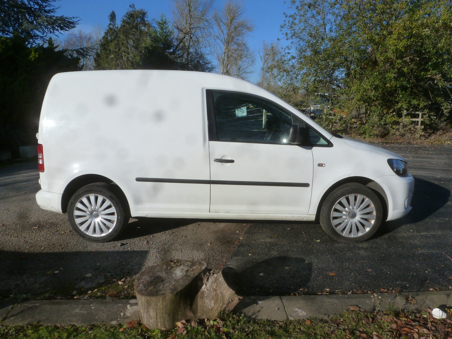 Used Volkswagen Caddy 2011 for sale - 76682989: Photo 2