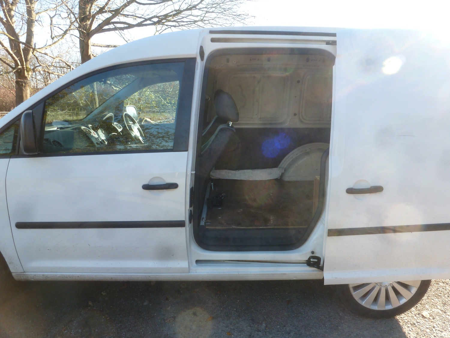 Used Volkswagen Caddy 2011 for sale - 76682989: Photo 9