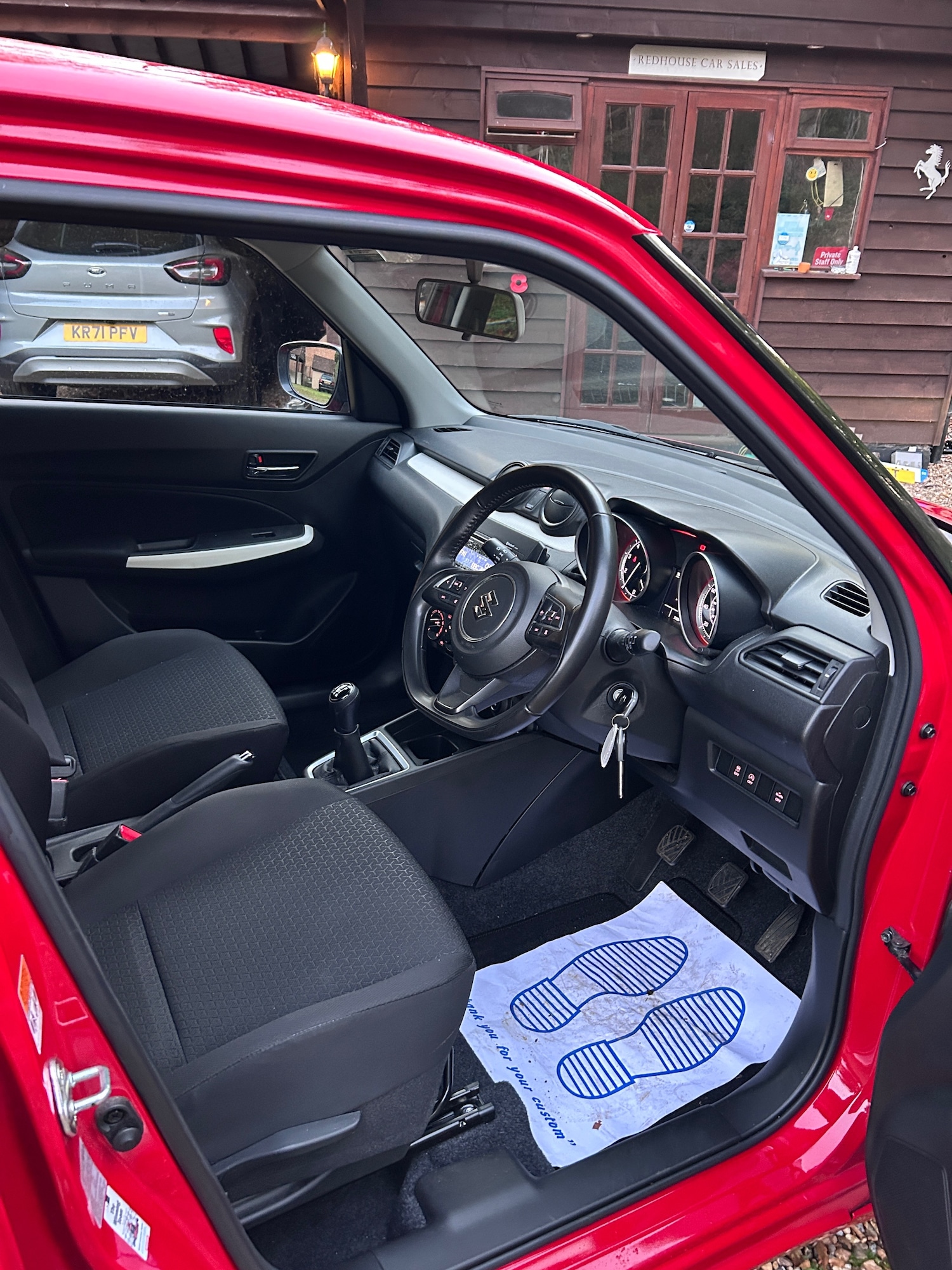 Used Suzuki Swift 2022 for sale - 76482690: Photo 8