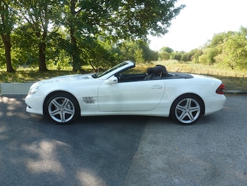 Used Mercedes-Benz SL 2010 for sale - 79165329: Photo