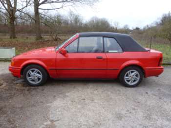 1988 (F) - XR3i CONVERTIBLE 2-Door