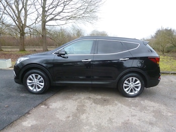 Used Hyundai Santa Fe 2016 for sale - 77493554: Photo