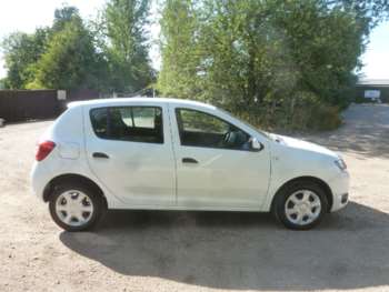 Used Dacia Sandero 2016 for sale - 75124776: Photo