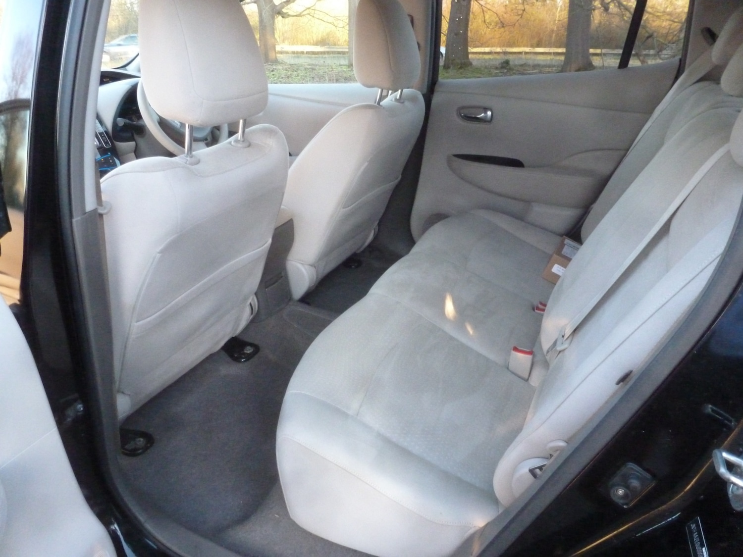 Used Nissan Leaf 2011 for sale - 77938275: Photo 11