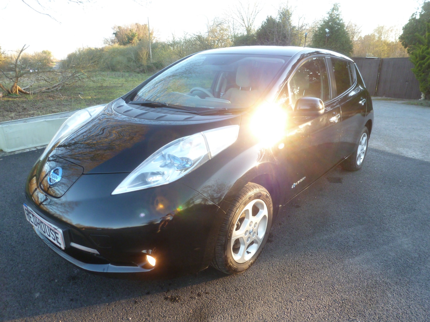 Used Nissan Leaf 2011 for sale - 77938275: Photo 5