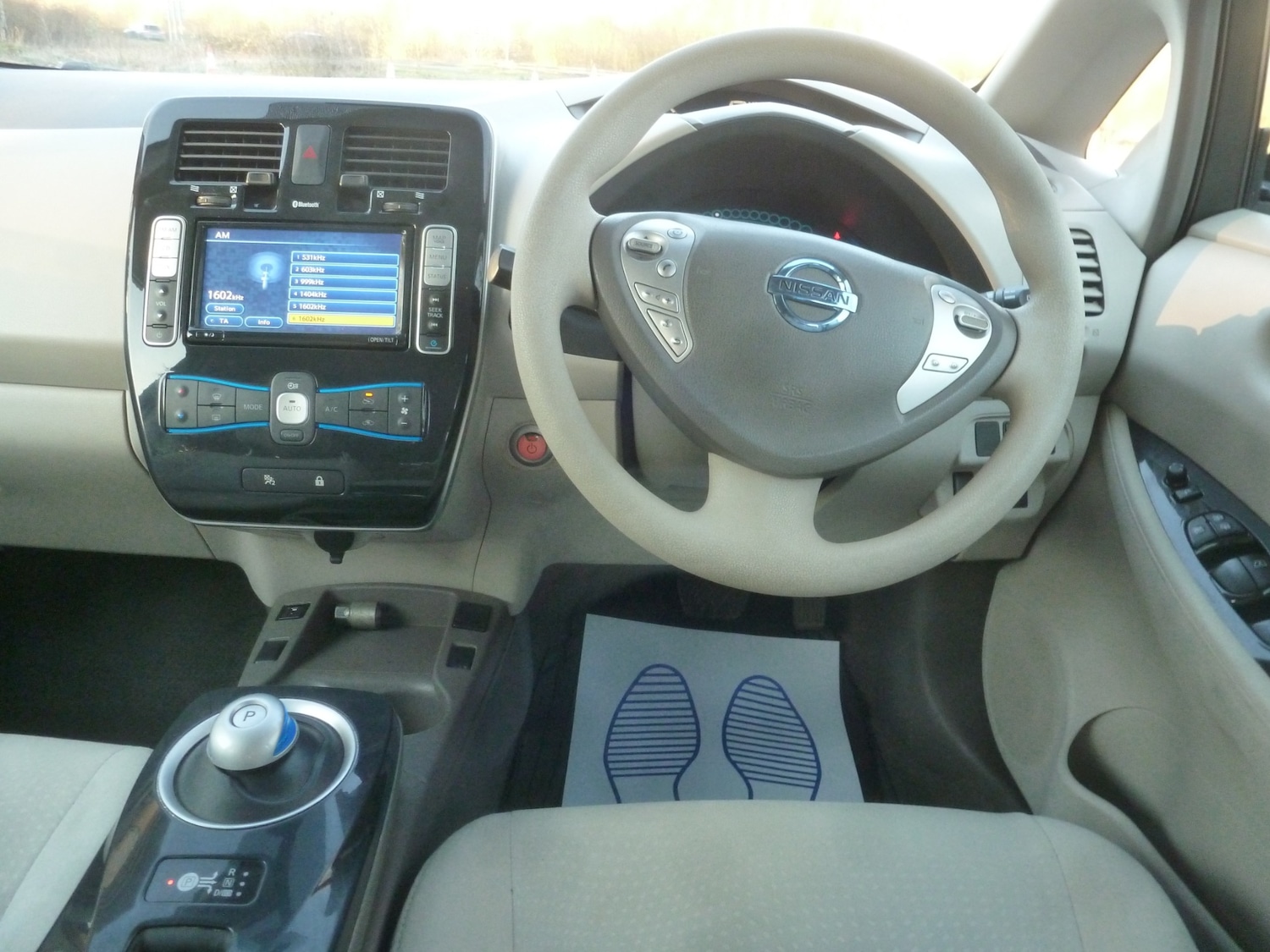 Used Nissan Leaf 2011 for sale - 77938275: Photo 8