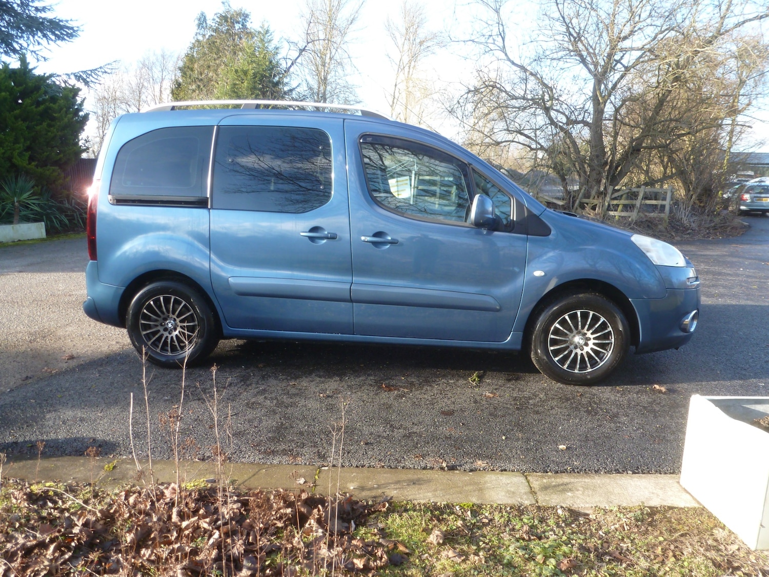 Used Peugeot Partner Tepee 2012 for sale - 77356992: Photo 2