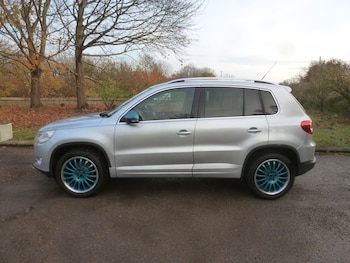 Used Volkswagen Tiguan 2009 for sale - 76497647: Photo