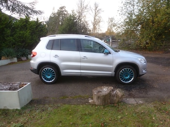 Used Volkswagen Tiguan 2009 for sale - 76497647: Photo