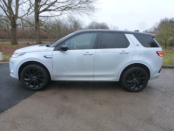 Land Rover Discovery Sport feature image