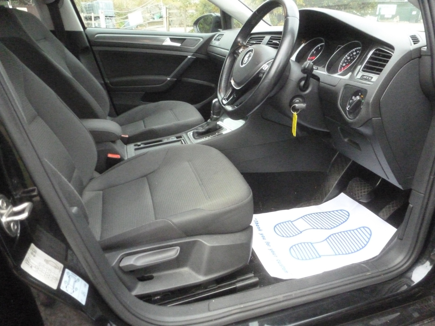 Used Volkswagen Golf 2018 for sale - 76497700: Photo 2