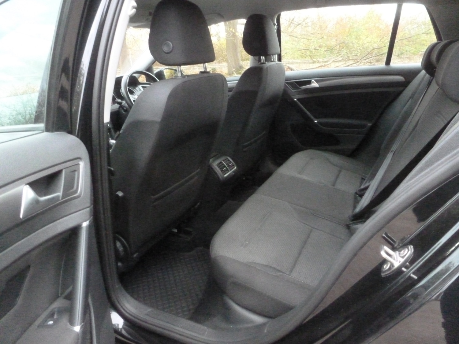 Used Volkswagen Golf 2018 for sale - 76497700: Photo 9