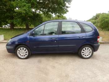 2002 (02) - RENAULT MEGANE1.6 16V Fidji 5dr AUTOMATIC CALL 07956868541