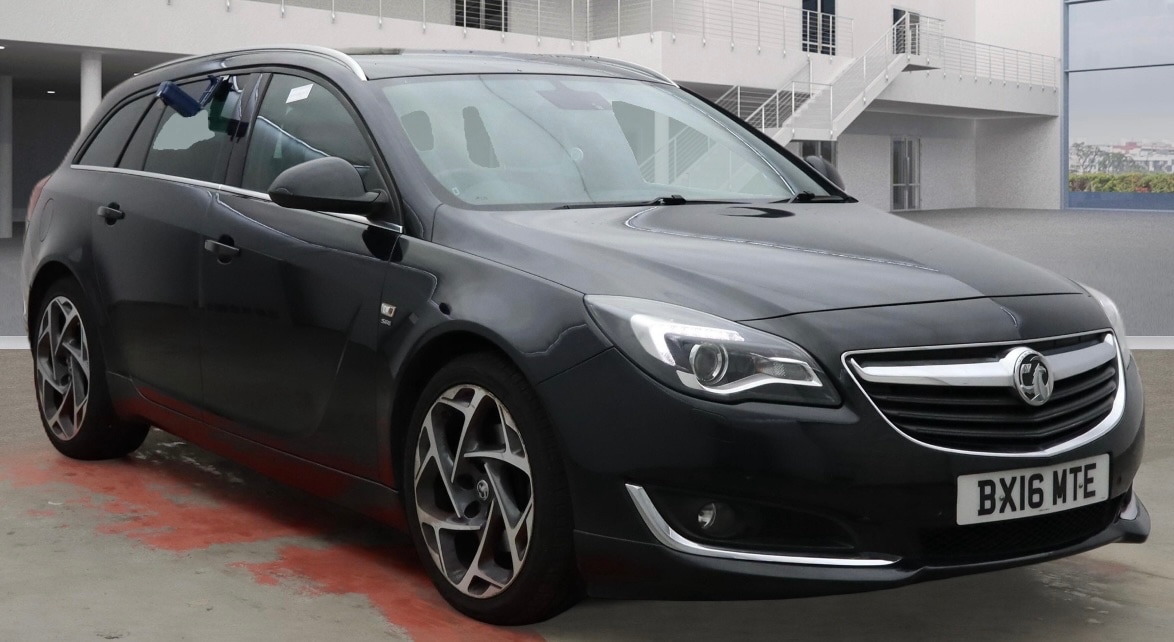 Used Vauxhall Insignia 2016 for sale - 76941898: Photo 1