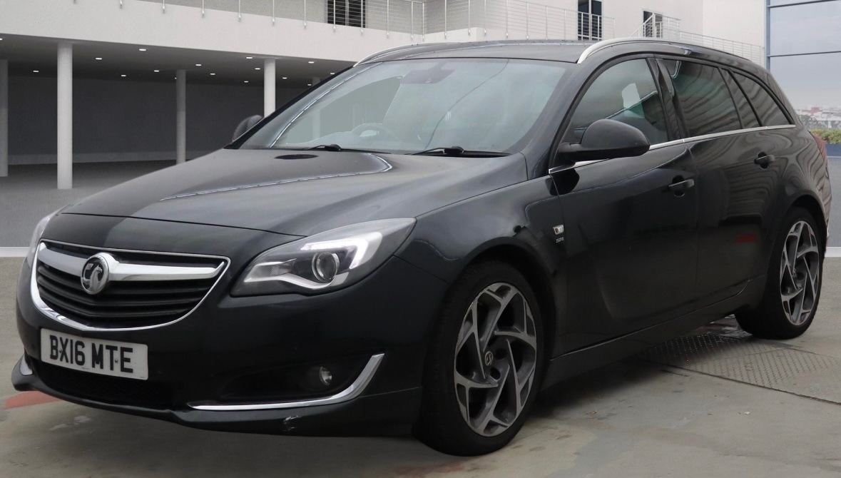 Used Vauxhall Insignia 2016 for sale - 76941898: Photo 2