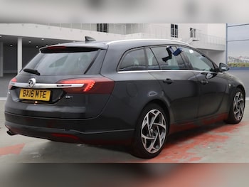 Used Vauxhall Insignia 2016 for sale - 76941898: Photo