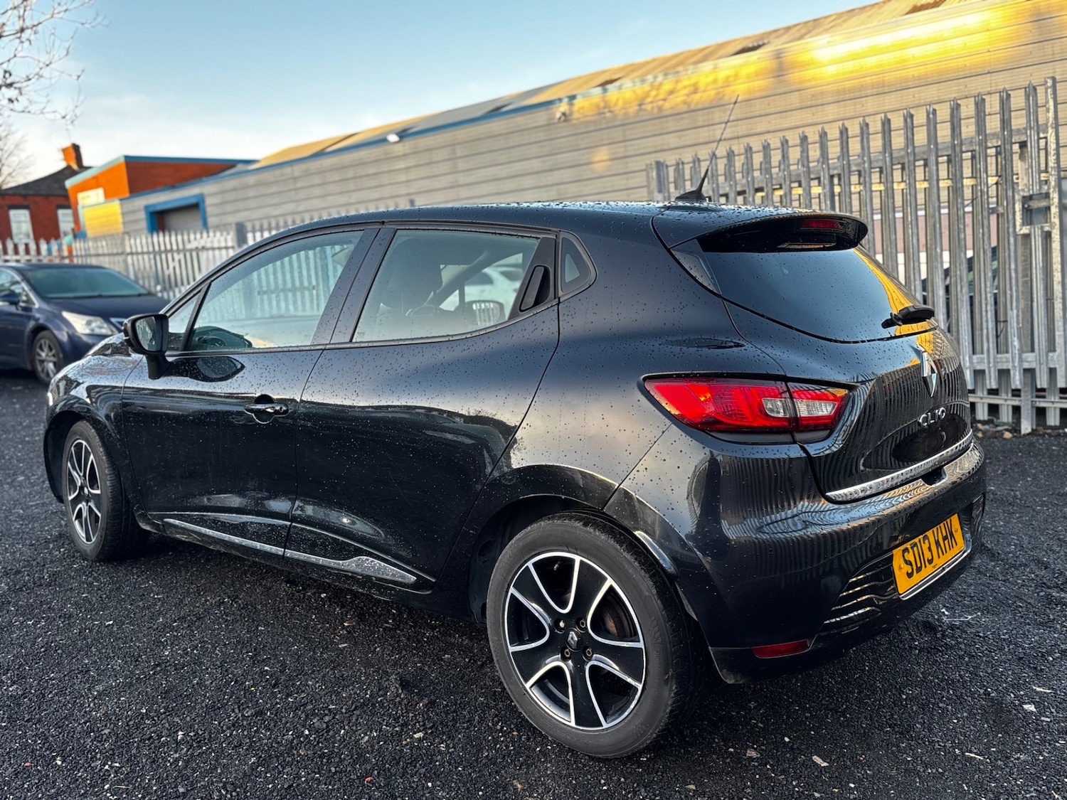 Used Renault Clio 2013 for sale - 76911489: Photo 18