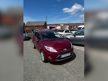 2009 (09) - 1.4 TDCi Titanium 5dr