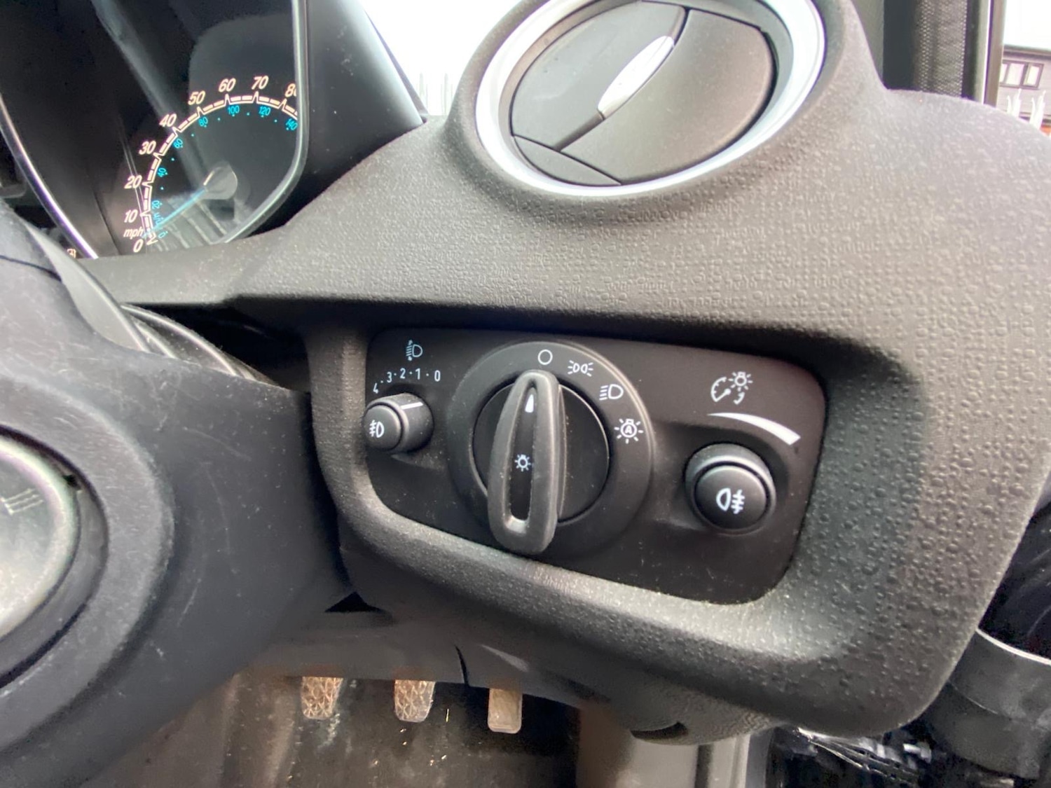 Used Ford Fiesta 2014 for sale - 76924709: Photo 17