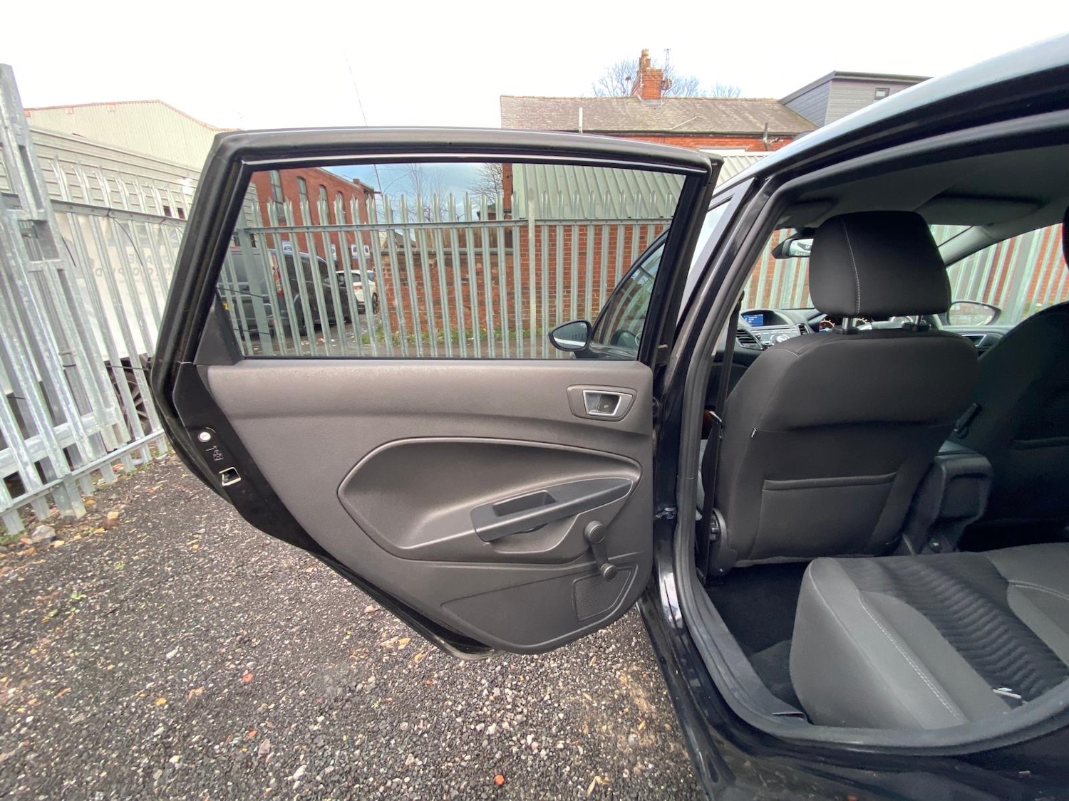 Used Ford Fiesta 2014 for sale - 76924709: Photo 28