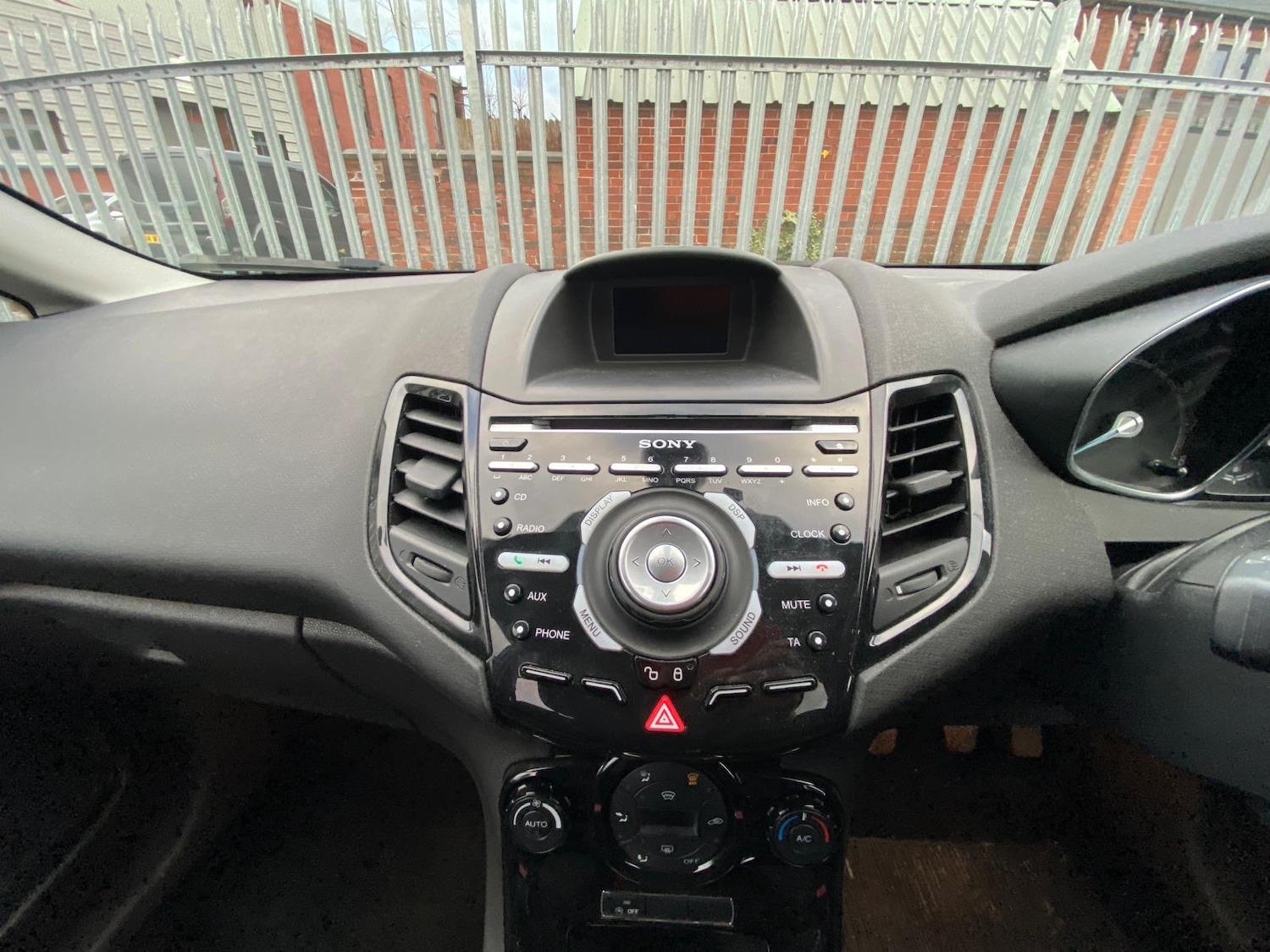 Used Ford Fiesta 2014 for sale - 76924709: Photo 36