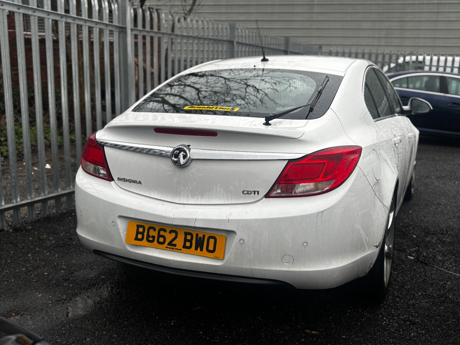 Used Vauxhall Insignia 2012 for sale - 76951530: Photo 4