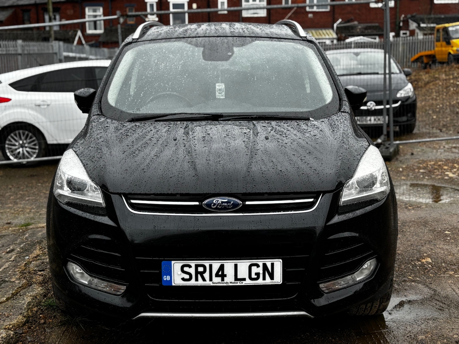 Used Ford Kuga 2014 for sale - 76941857: Photo 2