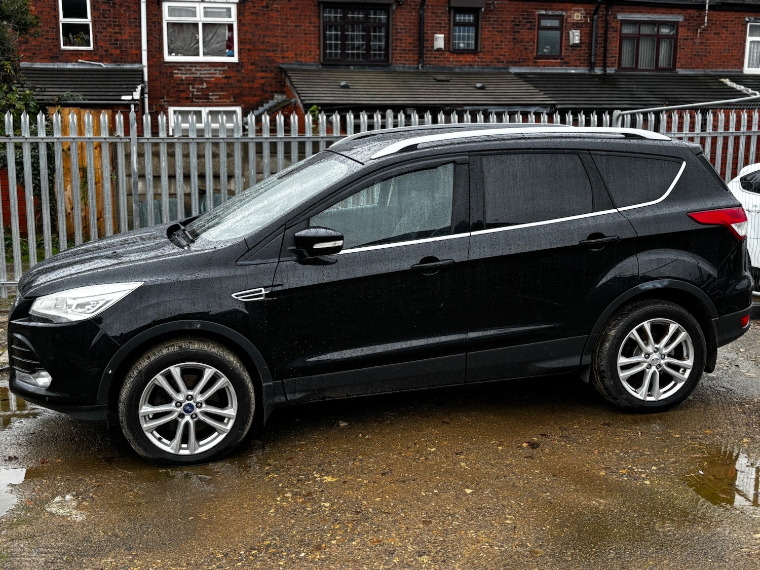 Used Ford Kuga 2014 for sale - 76941857: Photo 5