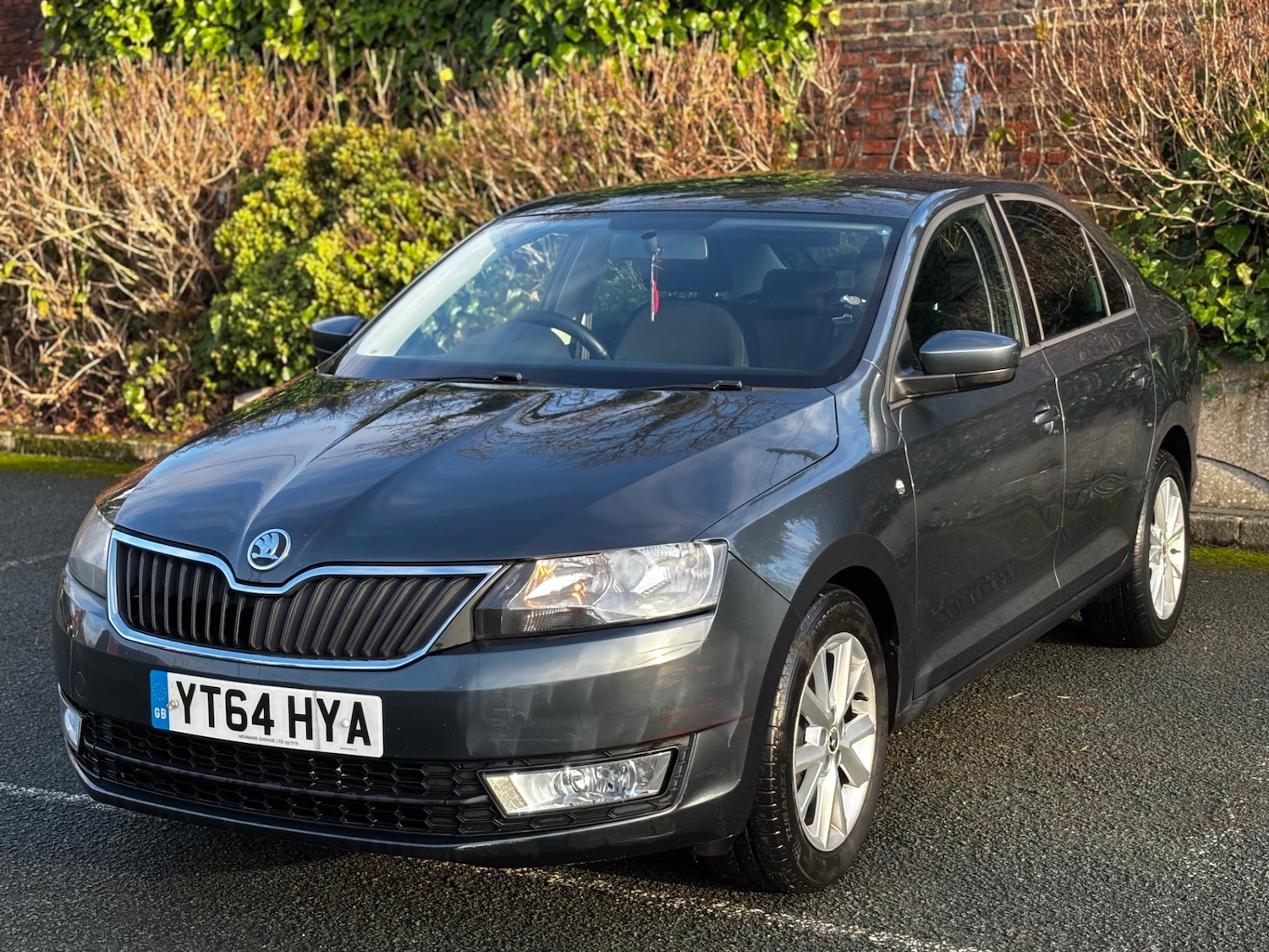 Used Skoda Rapid 2014 for sale - 76940155: Photo 2