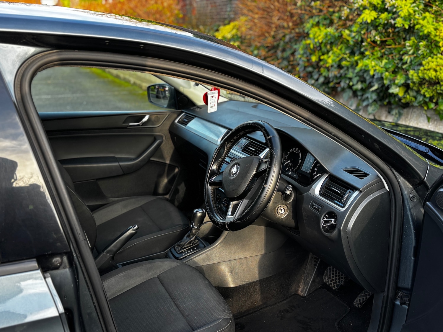 Used Skoda Rapid 2014 for sale - 76940155: Photo 25