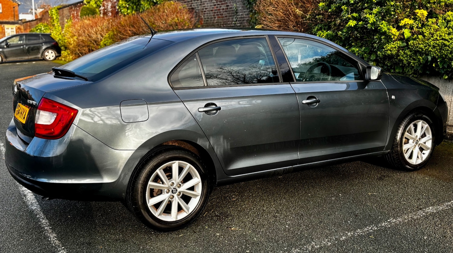 Used Skoda Rapid 2014 for sale - 76940155: Photo 9