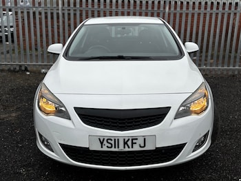 Vauxhall Astra feature image