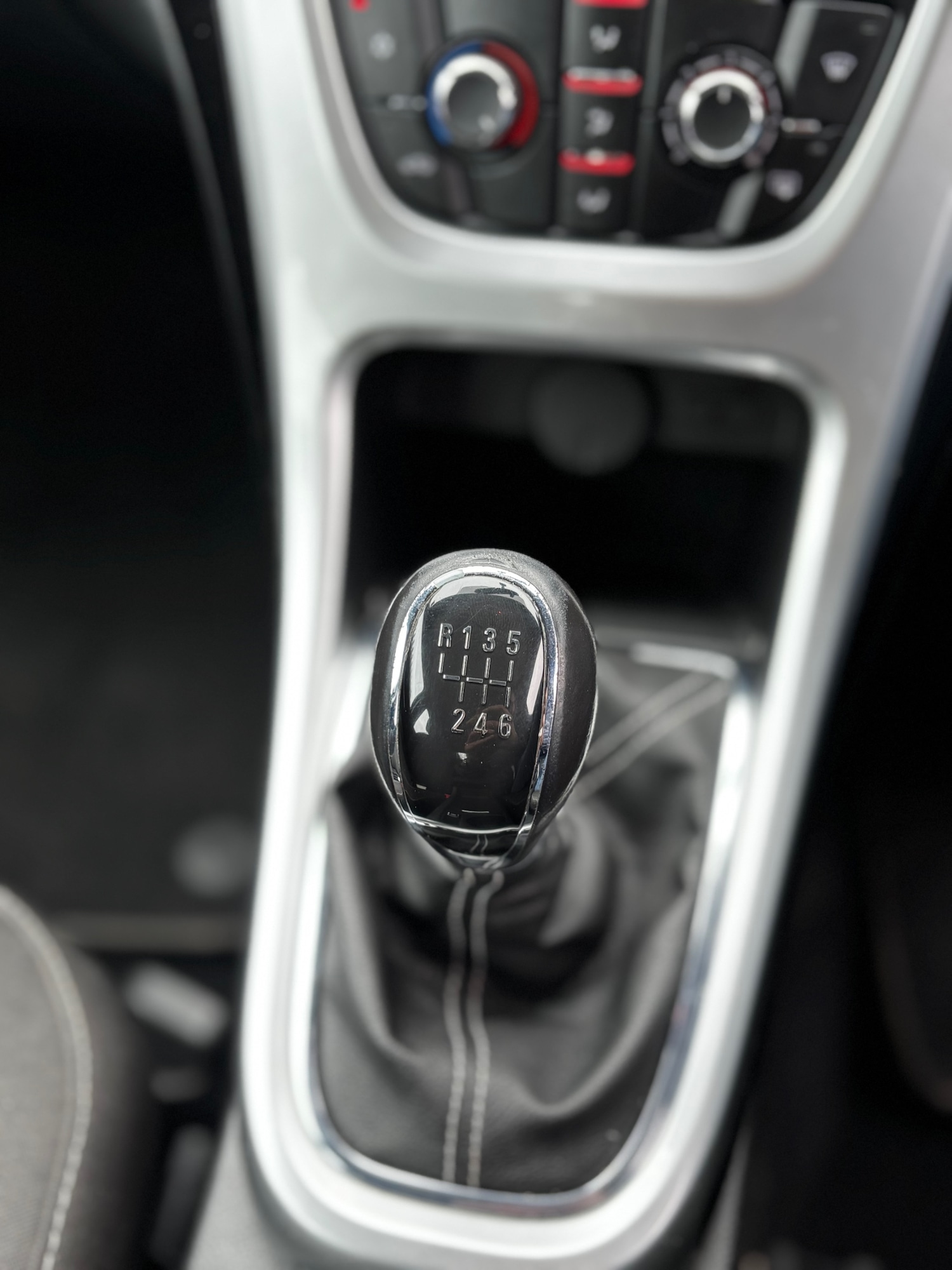 Used Vauxhall Astra 2011 for sale - 77335790: Photo 37