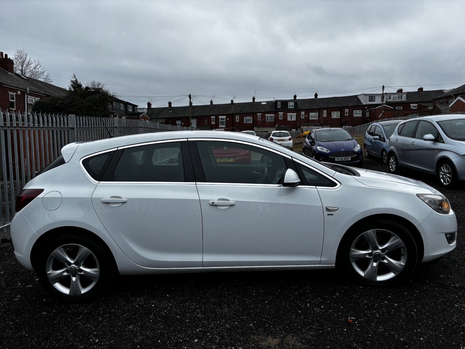 Used Vauxhall Astra 2011 for sale - 77335790: Photo 5