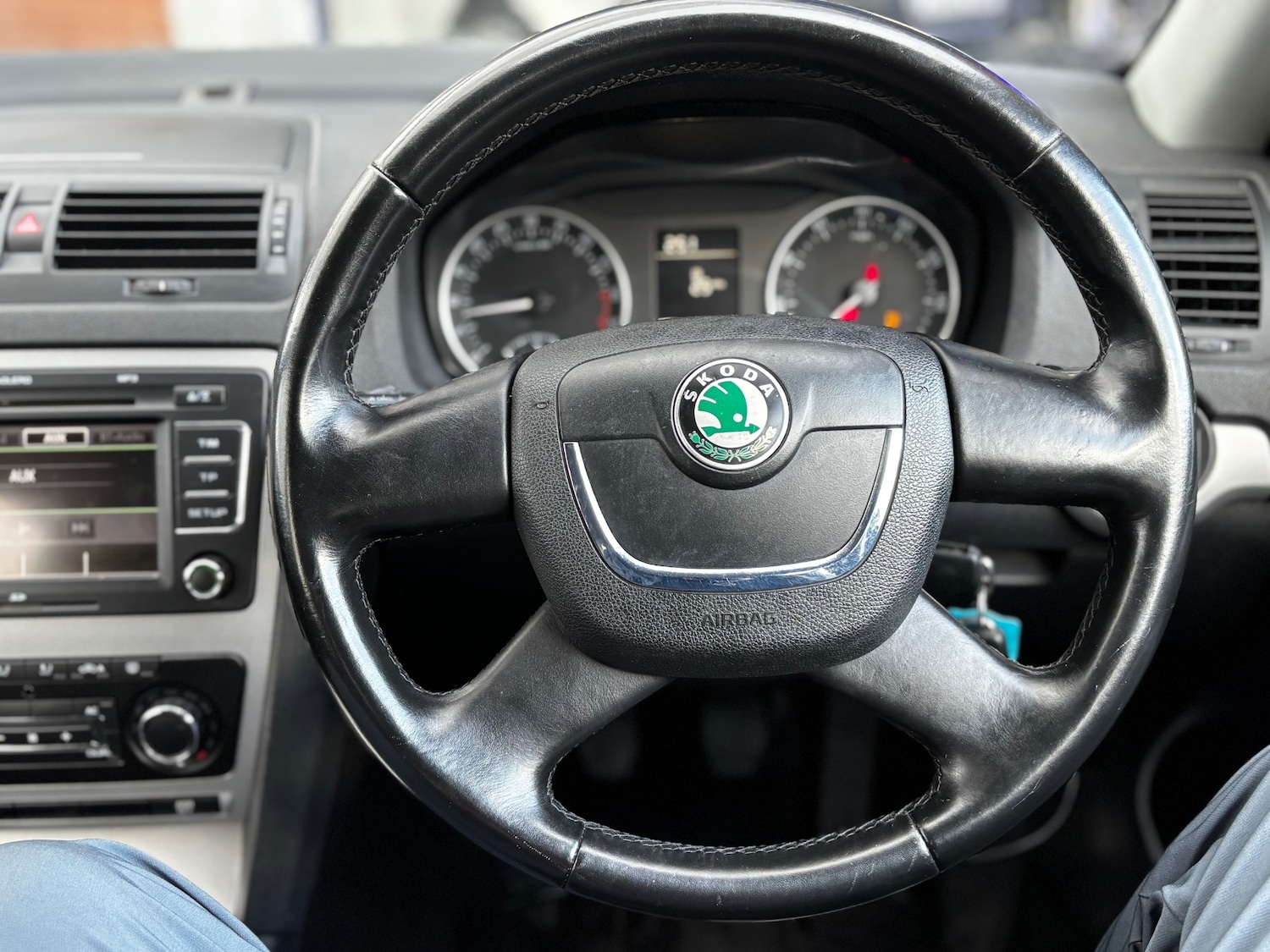 Used Skoda Octavia 2010 for sale - 76941837: Photo 11