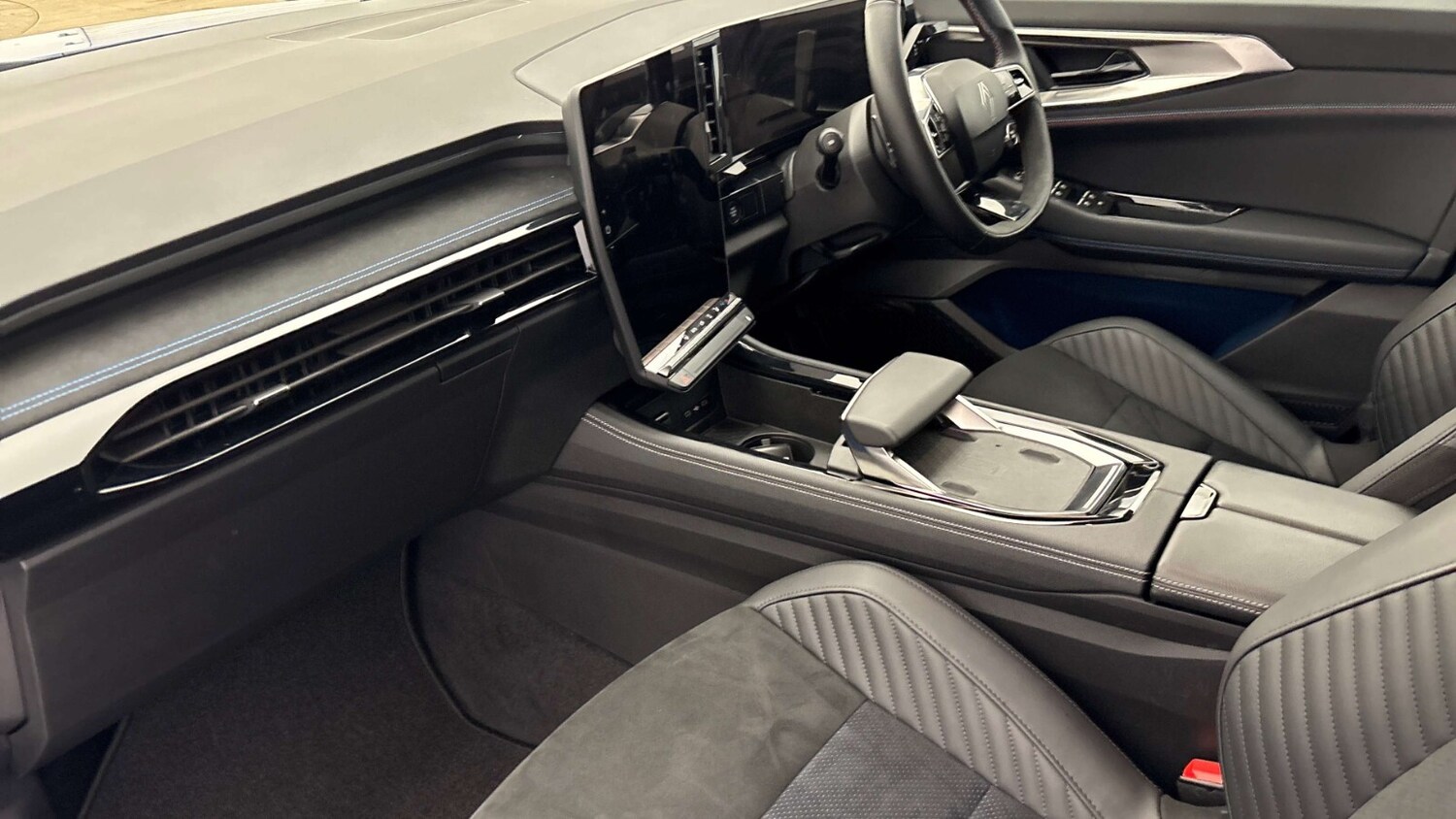 Used Renault Other 2024 for sale - 77740093: Photo 9