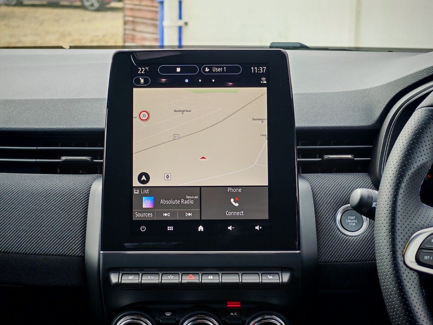 Used Renault Clio 2025 for sale - 76203817: Photo 11