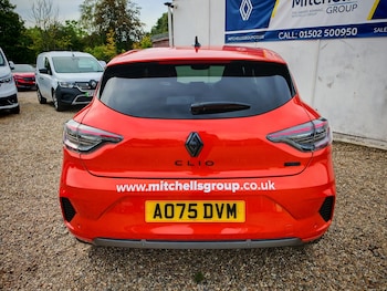 Used Renault Clio 2025 for sale - 76203817: Photo 4