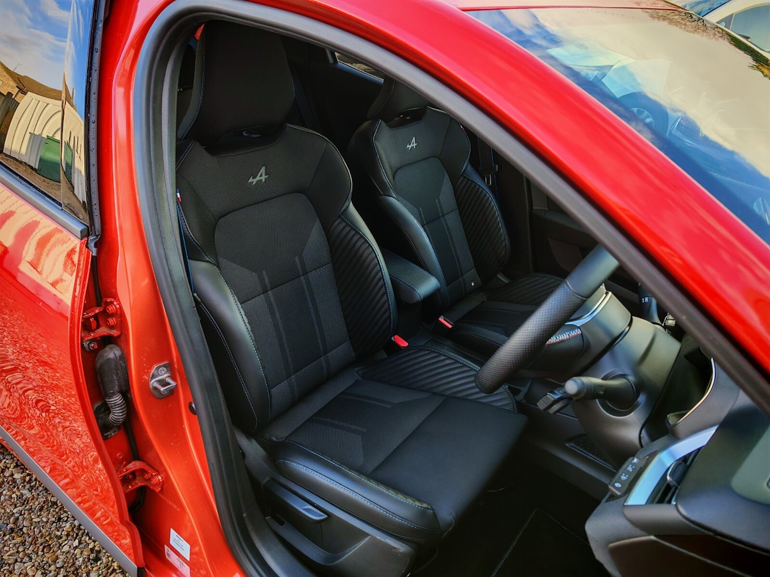 Used Renault Clio 2024 for sale - 76664332: Photo 14