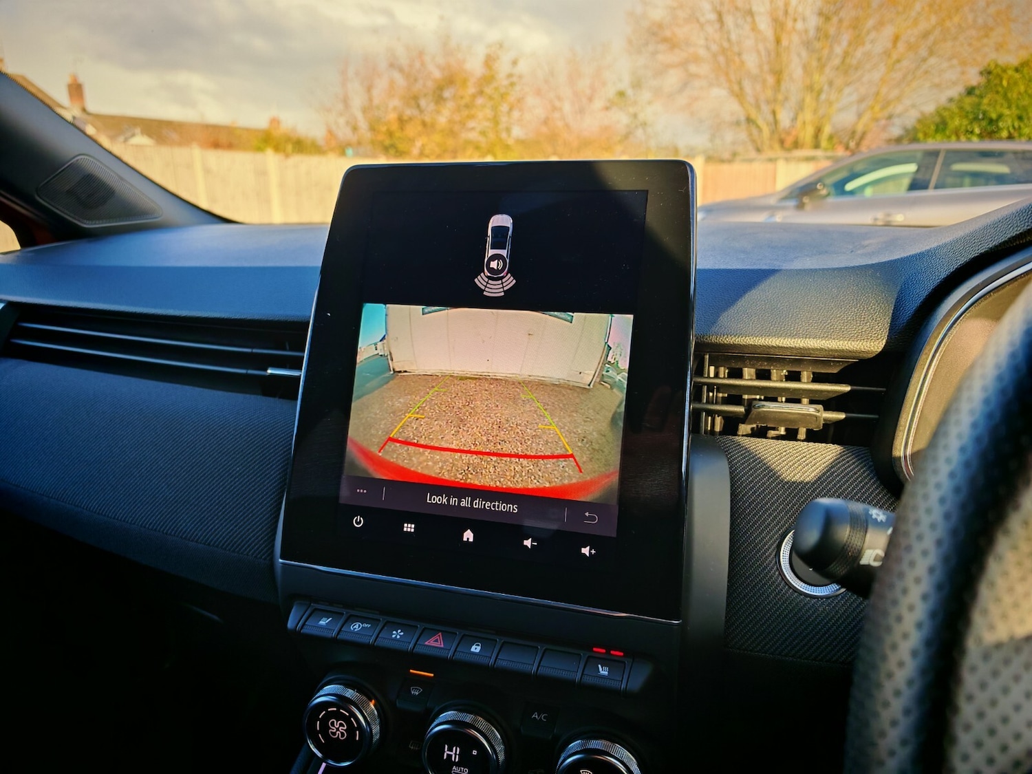 Used Renault Clio 2024 for sale - 76664332: Photo 21