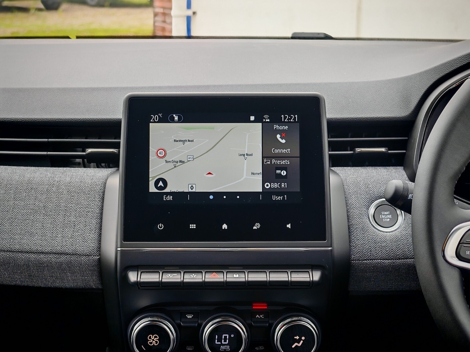 Used Renault Clio 2025 for sale - 76871979: Photo 11