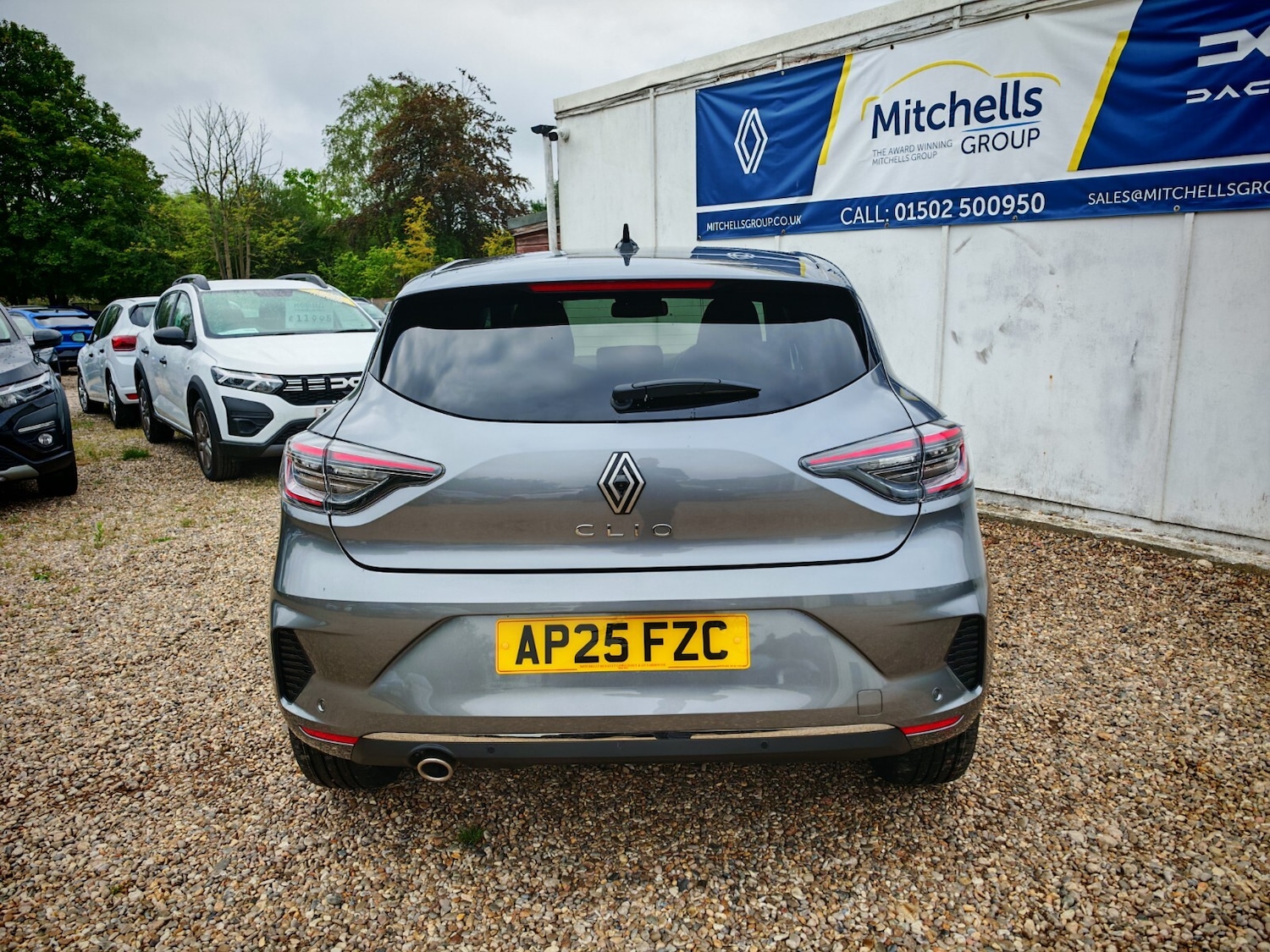 Used Renault Clio 2025 for sale - 76871979: Photo 6