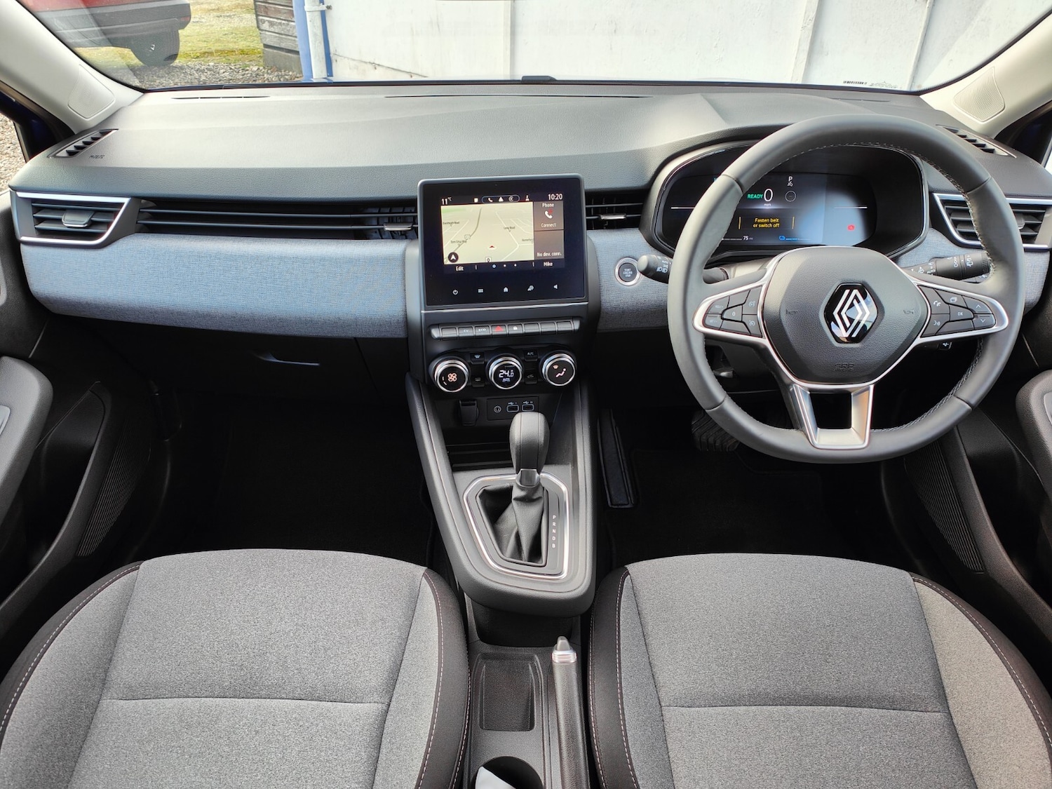 Used Renault Clio 2024 for sale - 76868884: Photo 10