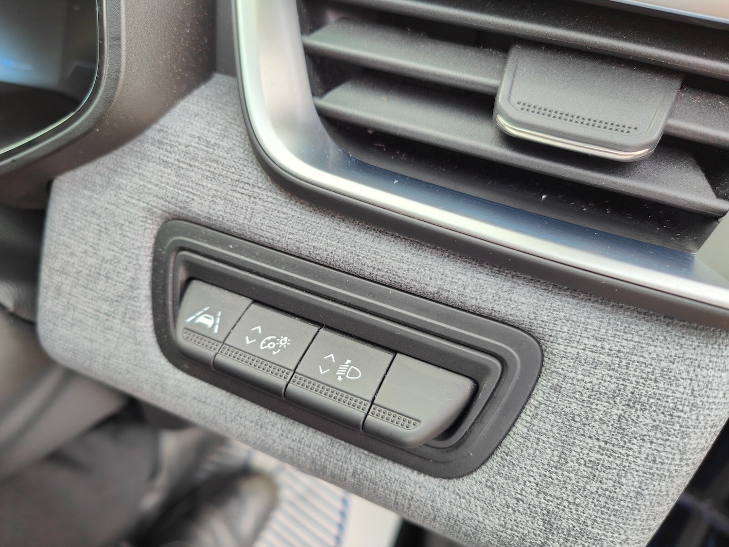 Used Renault Clio 2024 for sale - 76868884: Photo 18