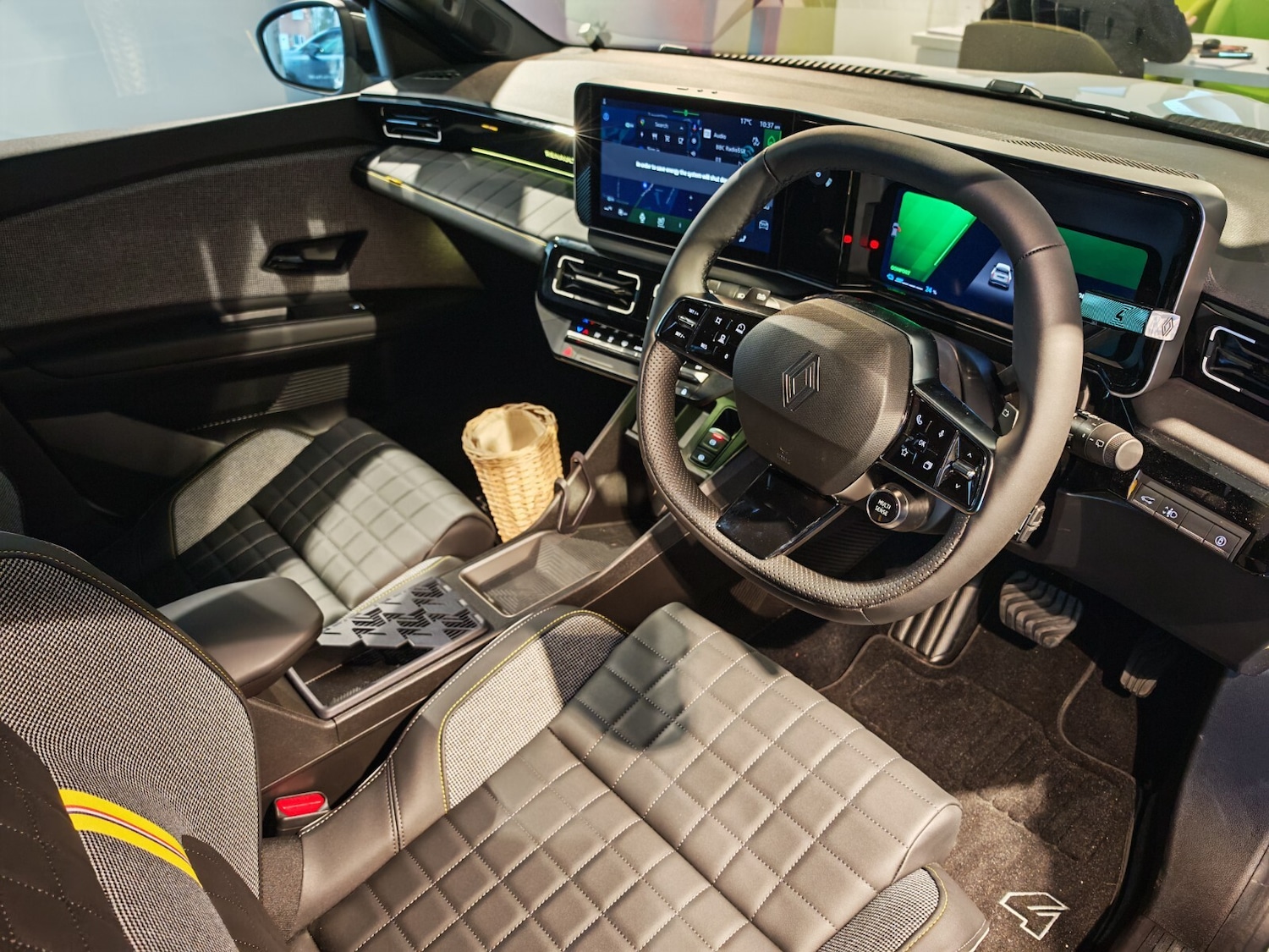 Used Renault 4 for sale - 77353762: Photo 6