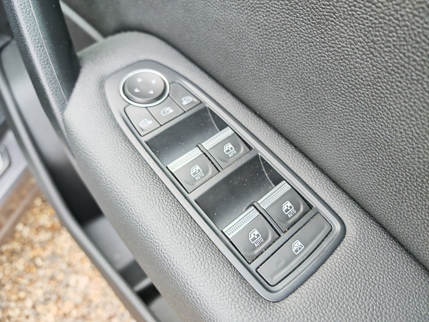 Used Renault Captur 2021 for sale - 77145879: Photo 15