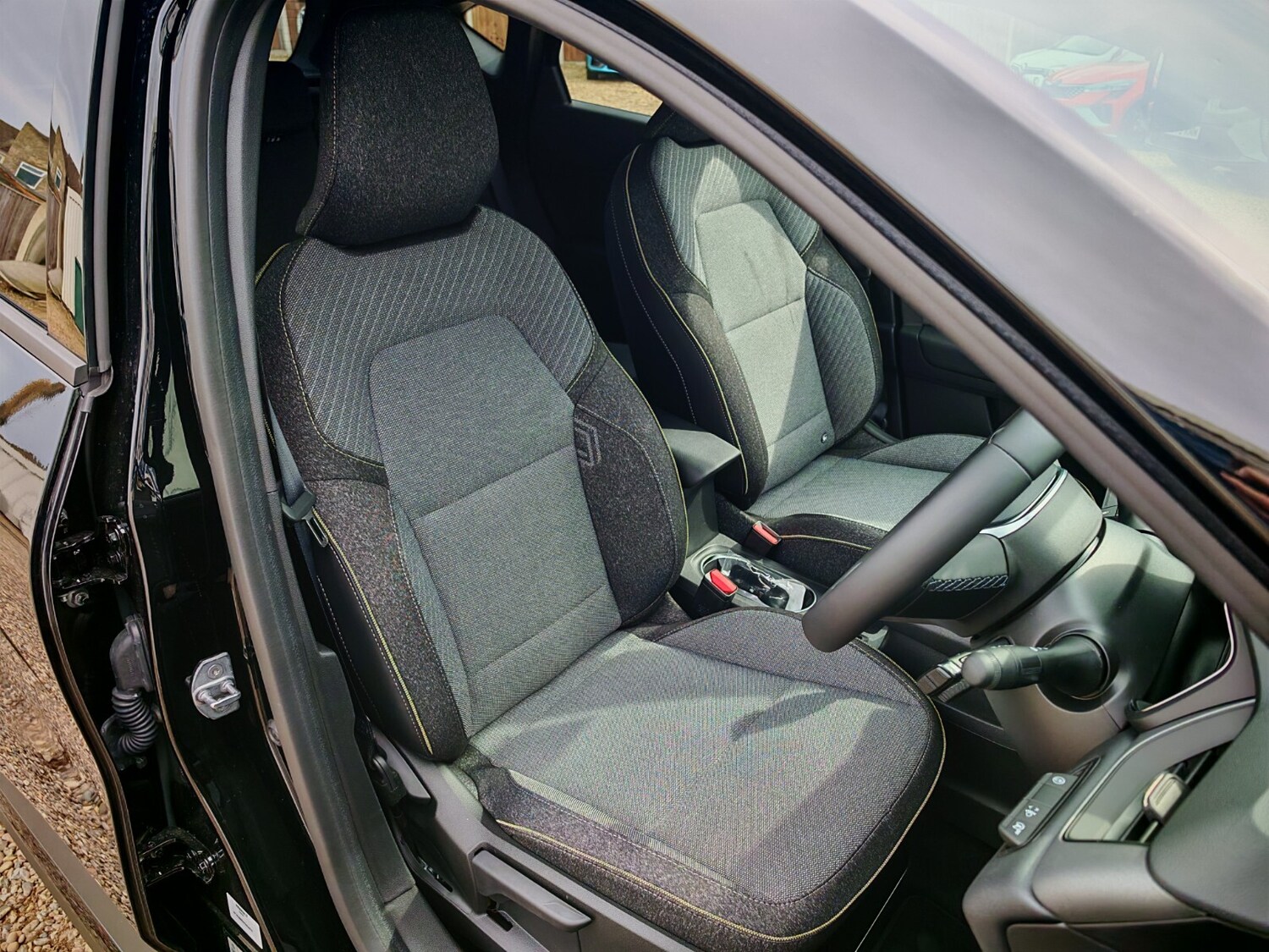 Used Renault Captur 2025 for sale - 76203957: Photo 17