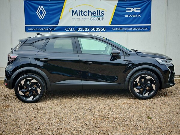 Used Renault Captur 2025 for sale - 76203957: Photo 2