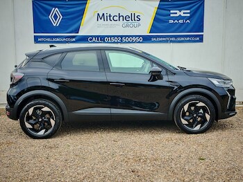 Used Renault Captur 2025 for sale - 76203957: Photo 2