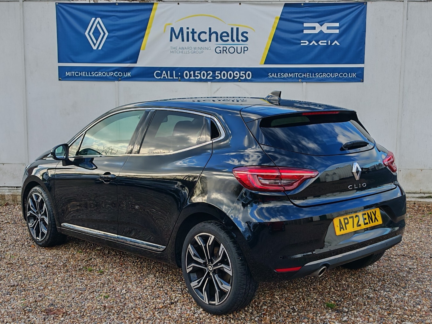 Used Renault Clio 2023 for sale - 76872340: Photo 4